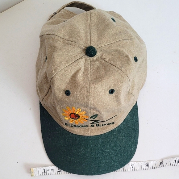 NWOT Blossoms & Blooms adjustable cap - Picture 3 of 11